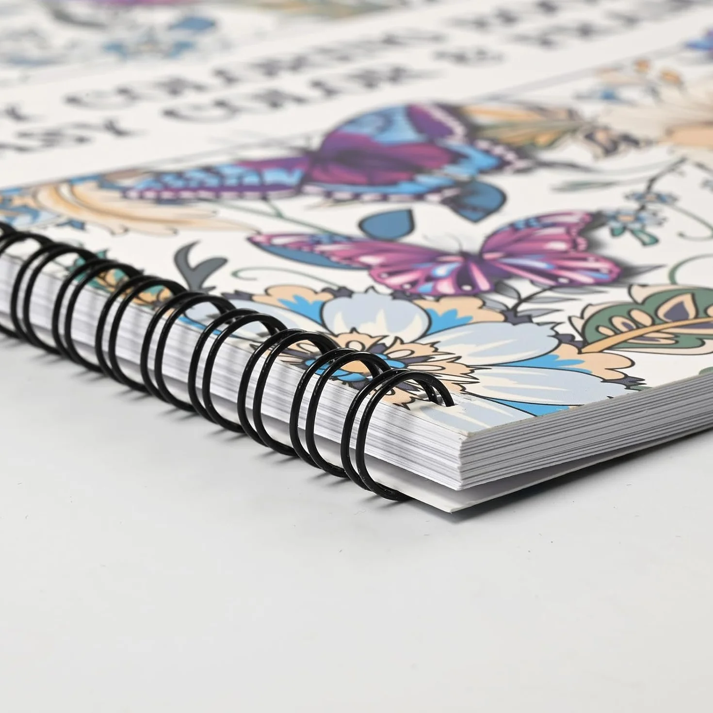 Set di Libri da Colorare per Adulti con 36 Pennarelli, Mandala Fiori Animali, Rilassamento Antistress