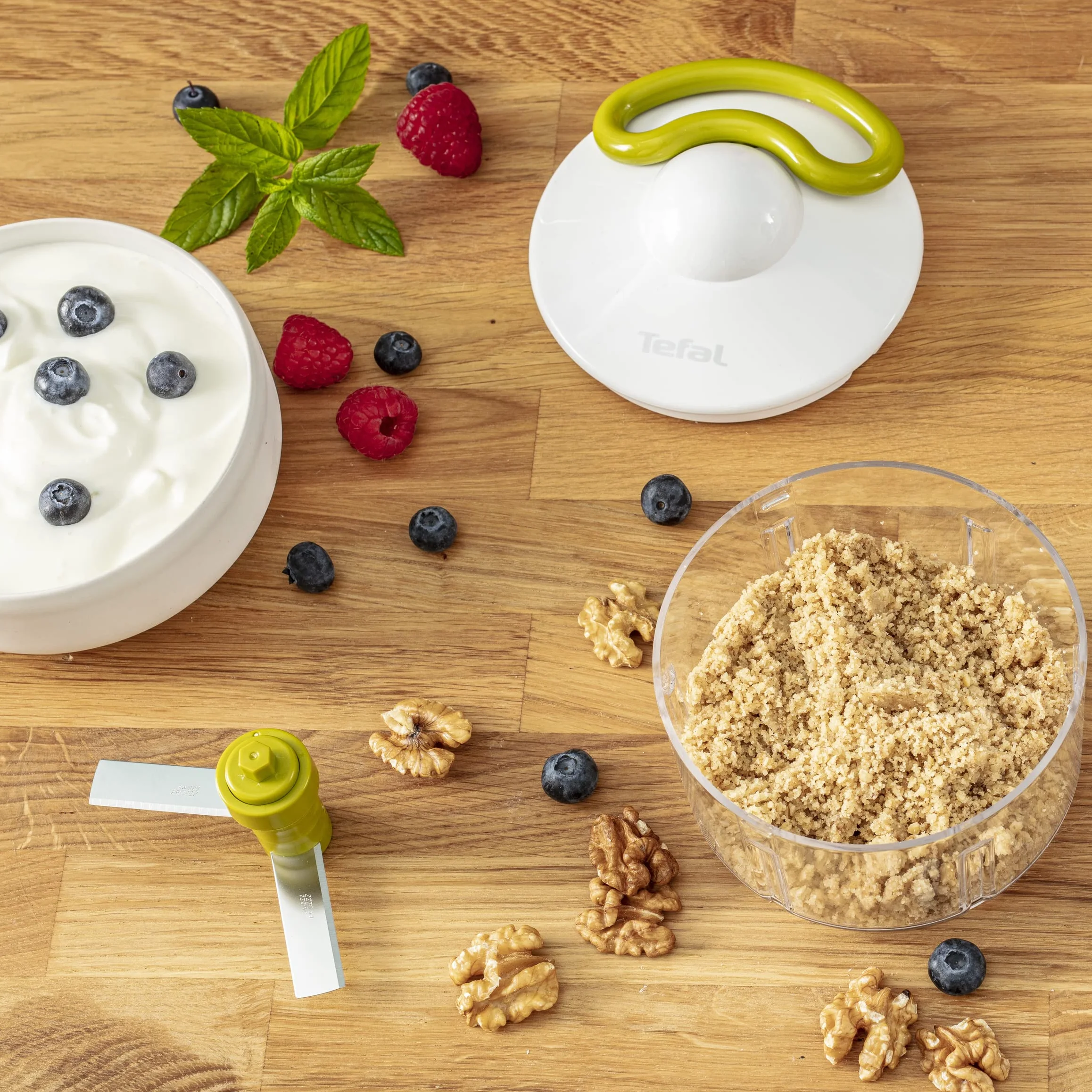 Tefal, K13304, tritatutto da 5 secondi, non necessita di corrente, capacità: 500 ml, tritatutto multiuso per verdure, frutta, cipolle, noci, aglio, alimenti per bambini, bianco/verde