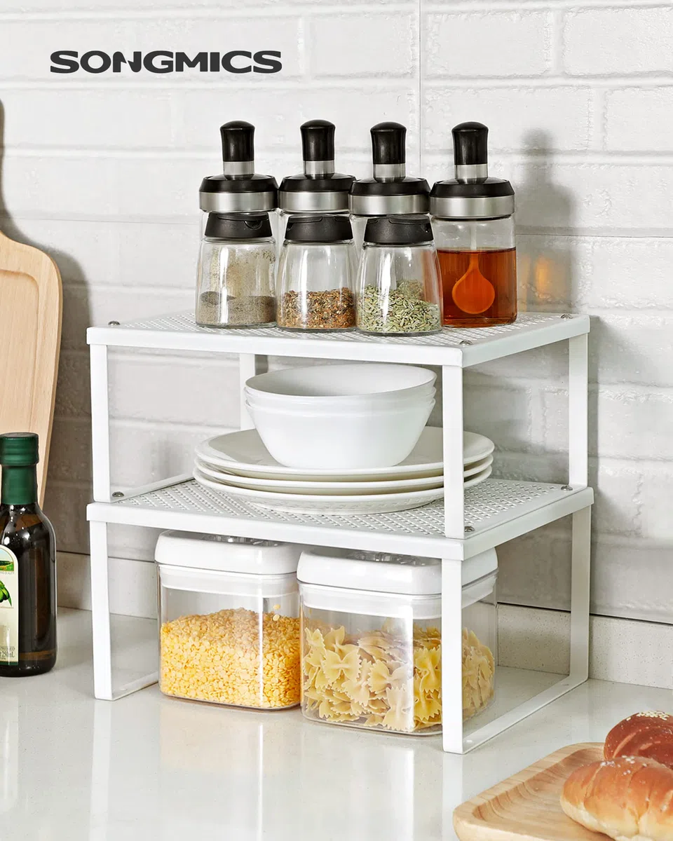SONGMICS Scaffale Portaspezie, Set di 2 Organizzatori da Cucina Espandibili, Scaffale da Cucina Impilabile, Metallo, Bianco KCS01WT