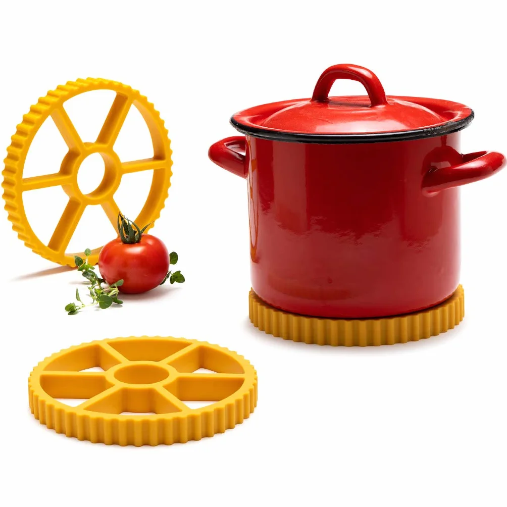 Monkey Business - Sottobicchieri divertenti e alla moda, a forma di una serie di accessori da cucina ispirati alla pasta, accessori da cucina originali
