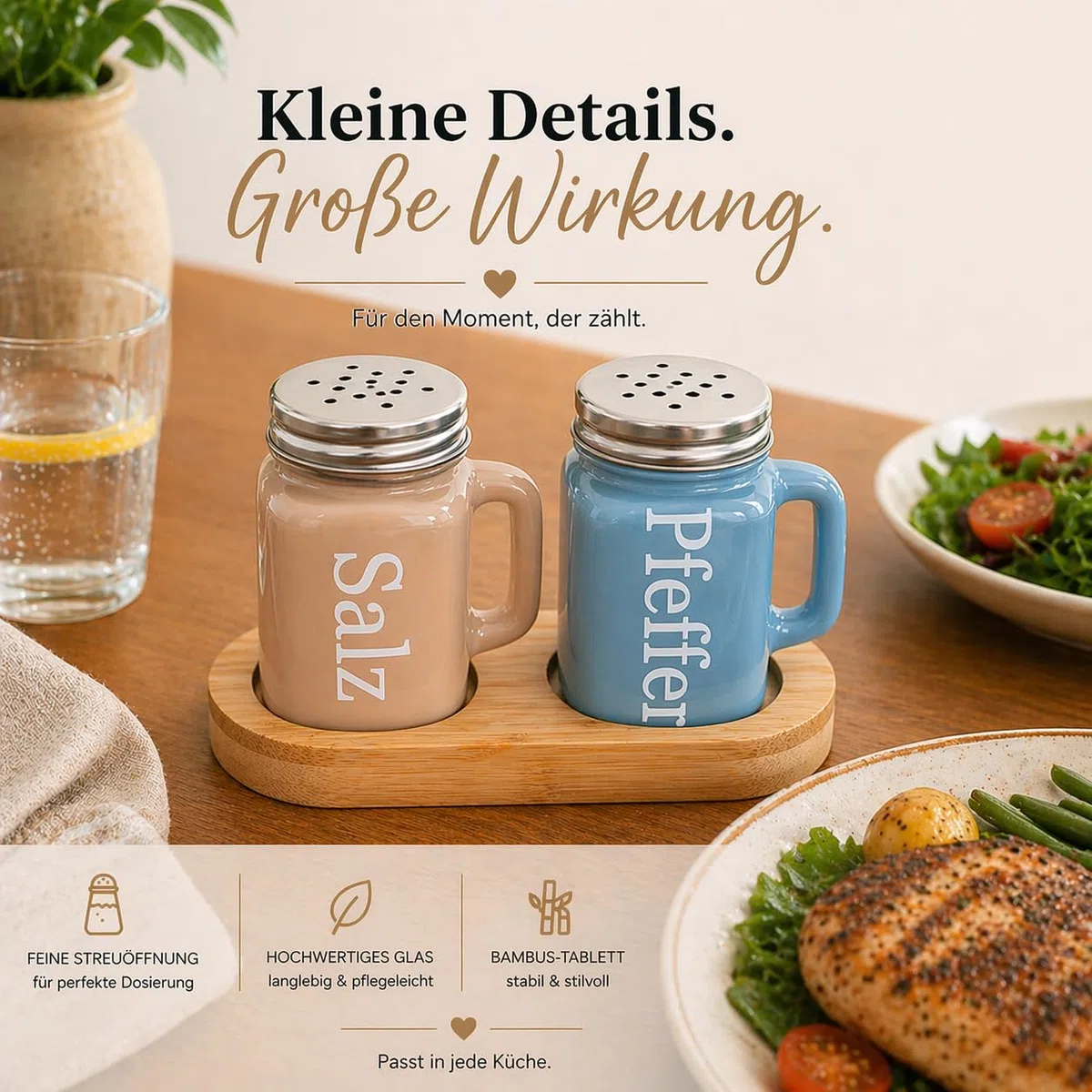 AG Set saliera e pepe con vassoio in bambù – Spargitore in vetro con coperchio in acciaio inox – Design retrò accessori da cucina e decorazione da tavolo – perfetto come idea regalo per cucina