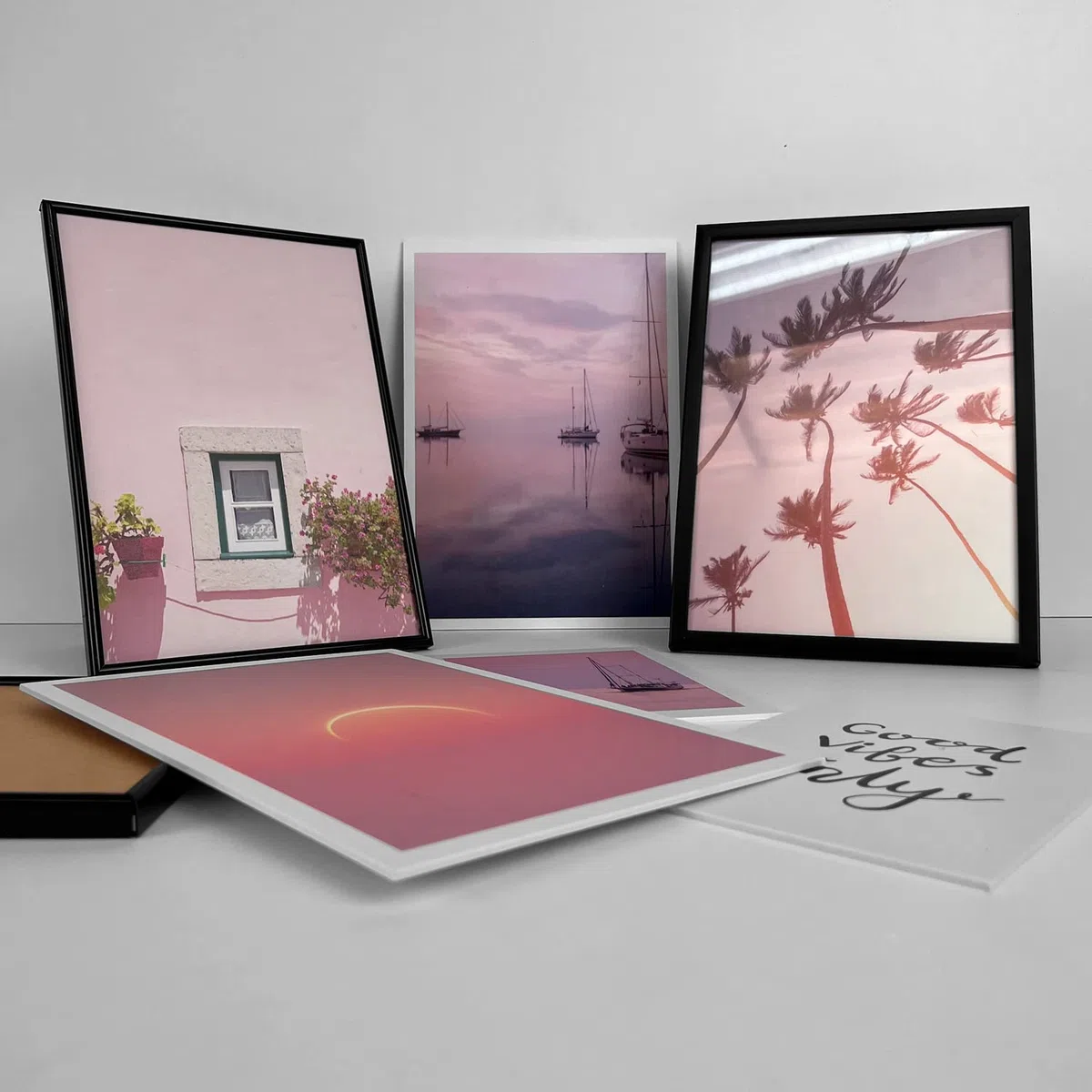 AREDE Set di 6 Stampe da Parete Quadri Moderni Decorazioni da Muro per Casa Soggiorno Camera da Letto e Cucina ''Rosa Tramonto ''| 4 x A4 (21x30cm) + 2 x A5 (15x21cm) | senza Cornici