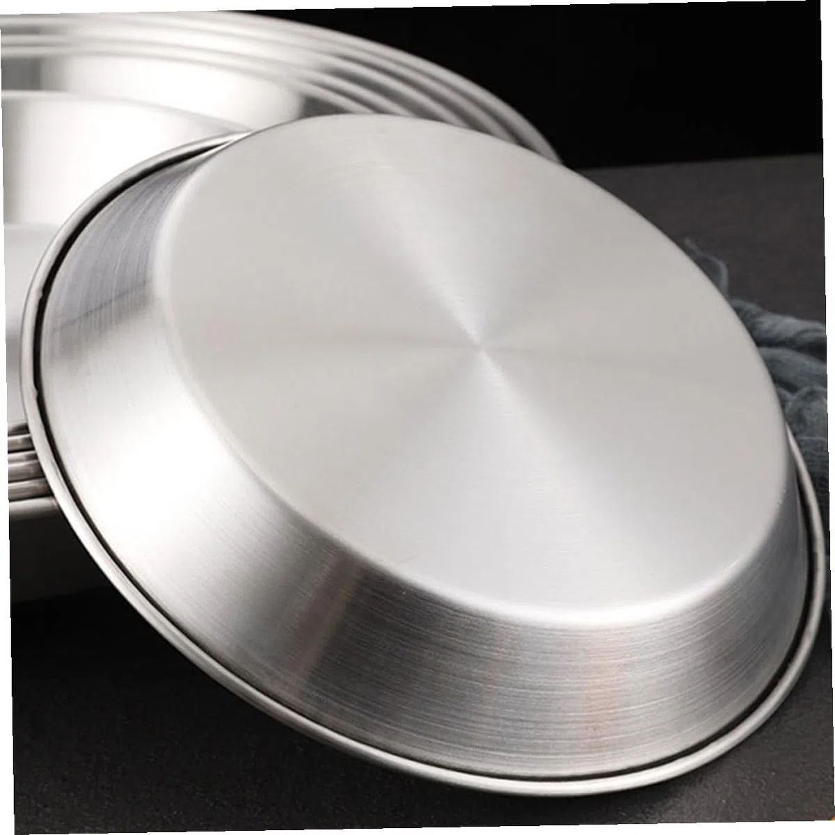 Piatto Pizza in Acciaio Inossidabile Spesso 18 CM Teglia da Forno Profonda per Dolci e Torte Piatto Leggero e Resistente per Campeggio e Picnic