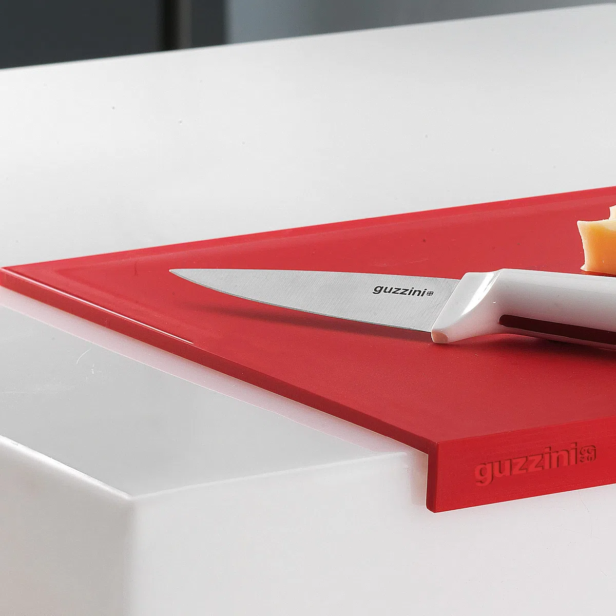 Guzzini - Kitchen Active Design, Non Clip Chop Tagliere - Bianco, 23x29.4x0.5 cm - 29280011