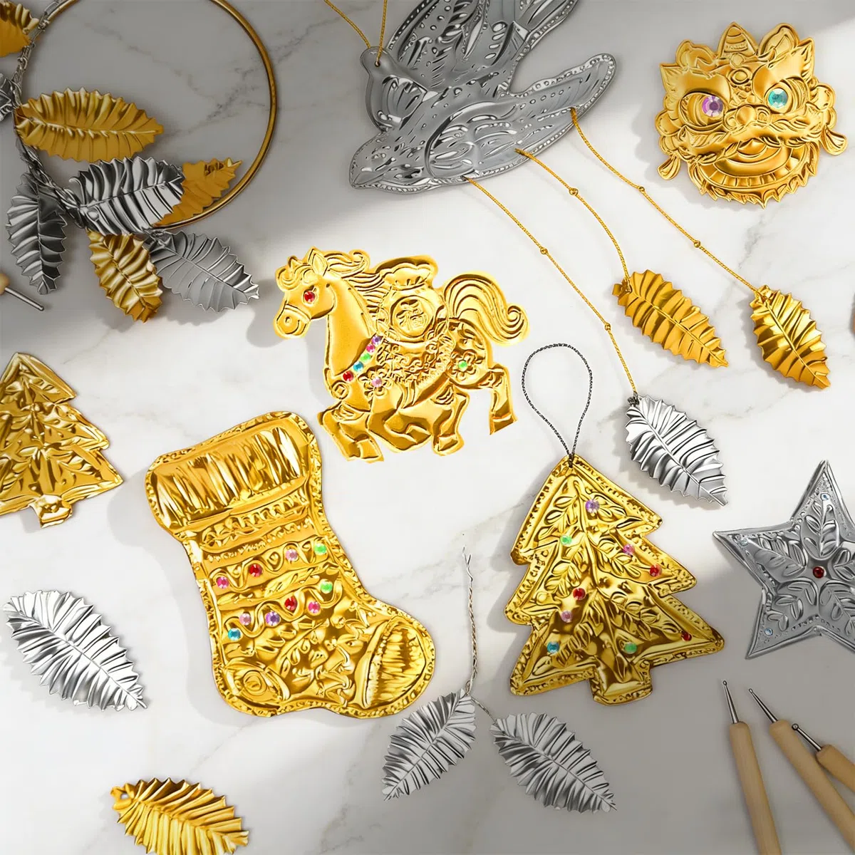 Fogli Metallizzati per Artigianato Fogli per Goffratura Kit Artistico per Sbalzo Metallo Foglio di Carta Alluminio Dorato Accessorio Crafting Lucido Argento Scintillante Oro per Pittura Incisione