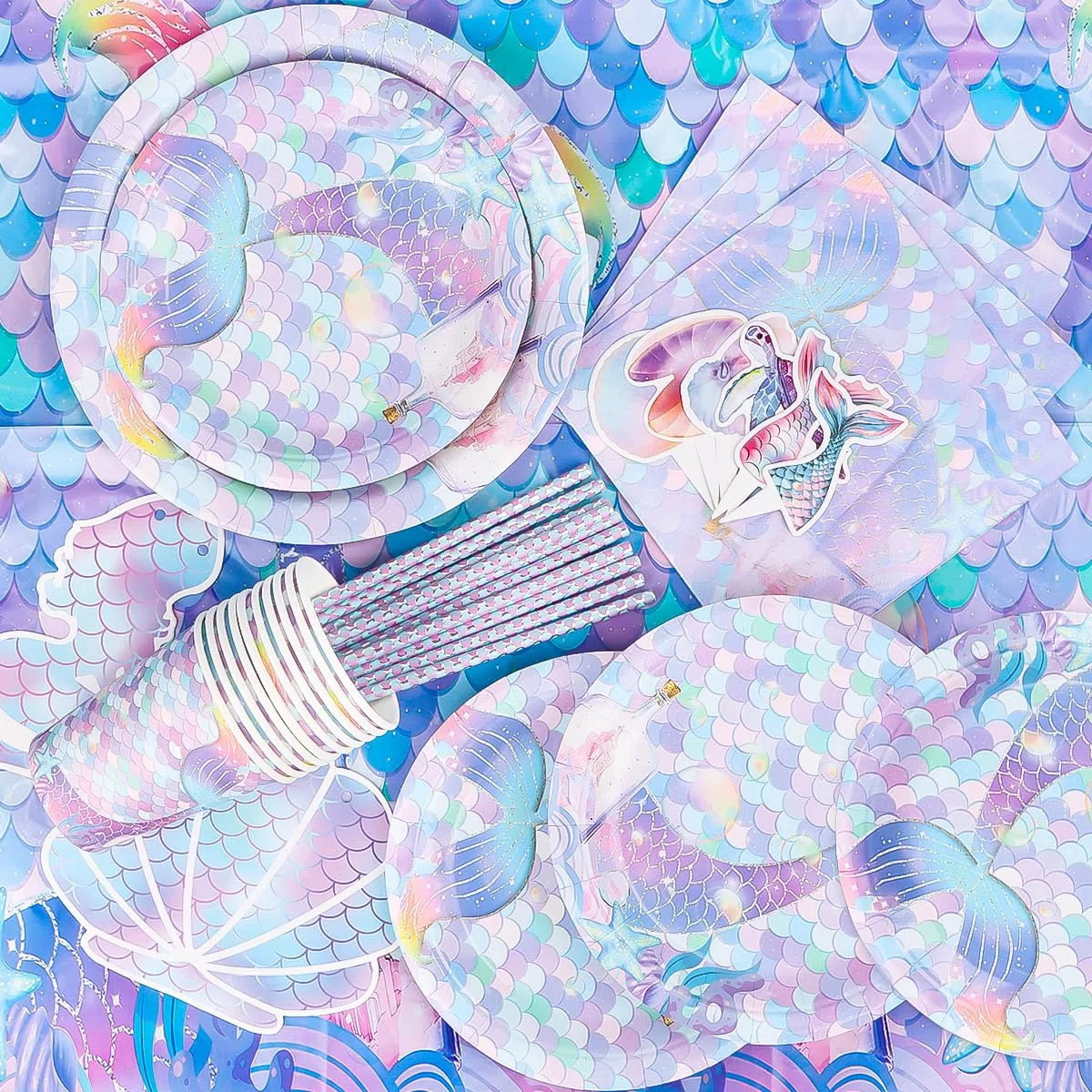AKONE Set di stoviglie da festa a forma di sirena, 62 pezzi, decorazione di compleanno per bambini, piatti di carta, tazze, tovaglioli, tovaglie e striscioni di compleanno