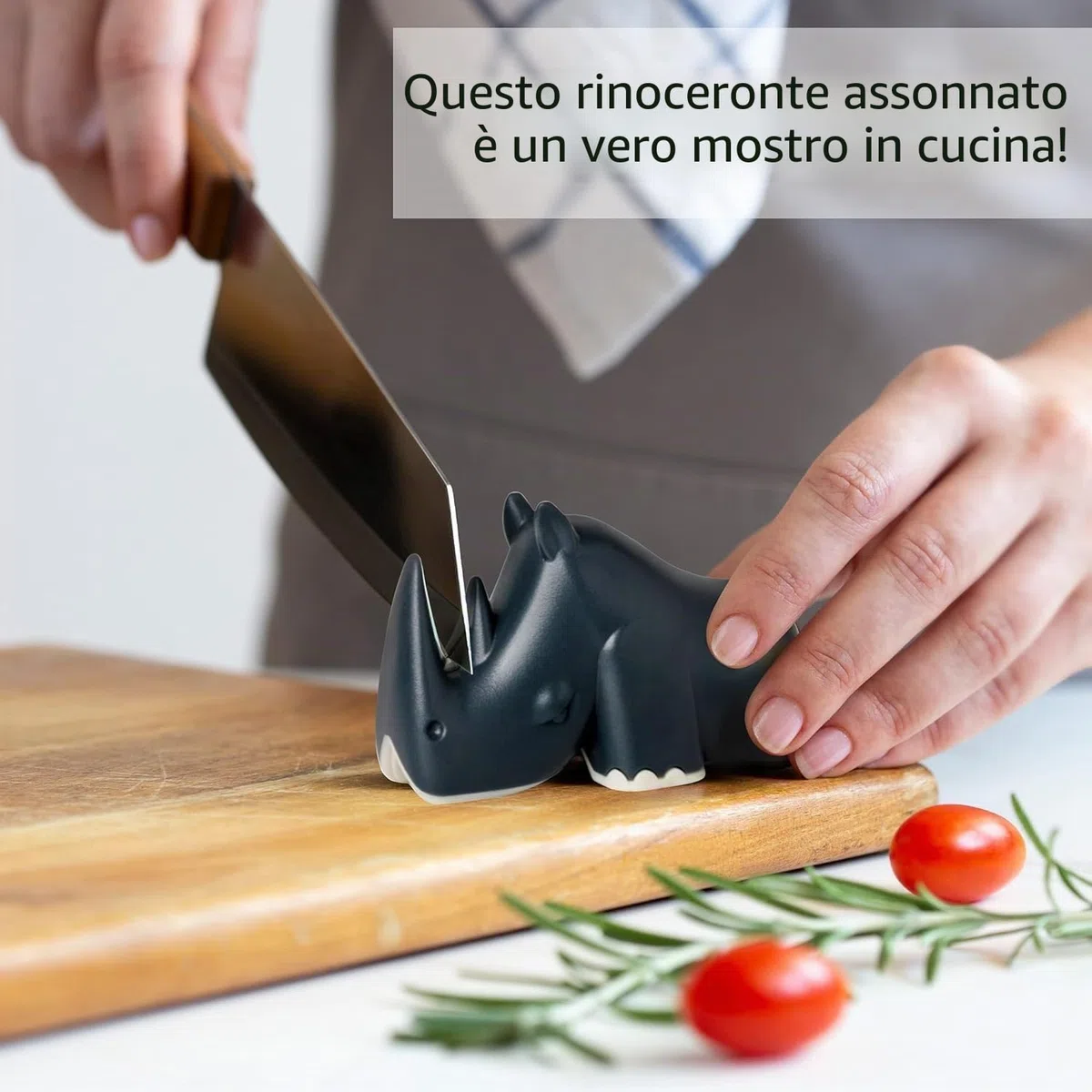 OTOTO Affilacoltelli a lama - Mantieni i coltelli più affilati con il miglior affilacoltelli - Fun Kitchen Gadgets senza BPA e lavabile in lavastoviglie - Dimensioni: 9,2 x 4,3 x 5,3 cm