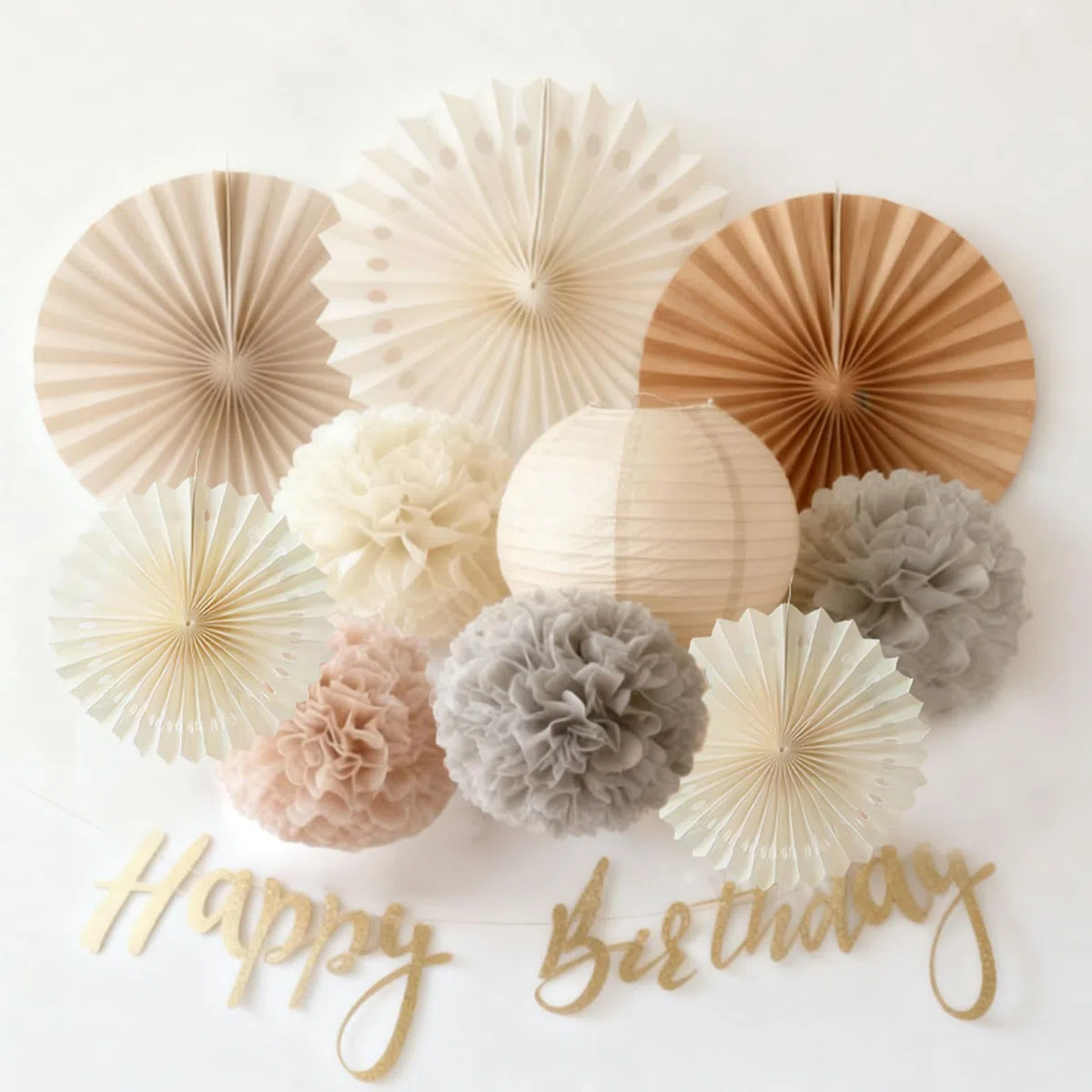 Easy Joy Decorazioni Compleanno Beige e Oro: Kit Boho Chic con Pom PON di Carta, Ventagli Carta Marrone, Lanterne e Banner Happy Birthday - Addobbi Neutri per Donna, Ragazza, Baby Shower e Matrimonio